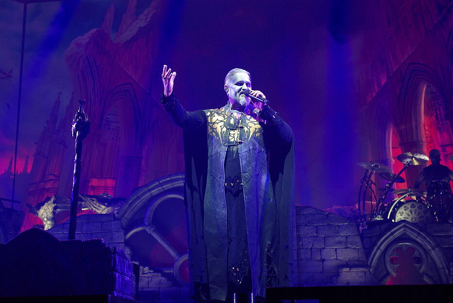 Powerwolf spielten in der fast ausverkauften Schleyerhalle in Stuttgart Powerwolf spielten in der fast ausverkauften Schleyerhalle in Stuttgart