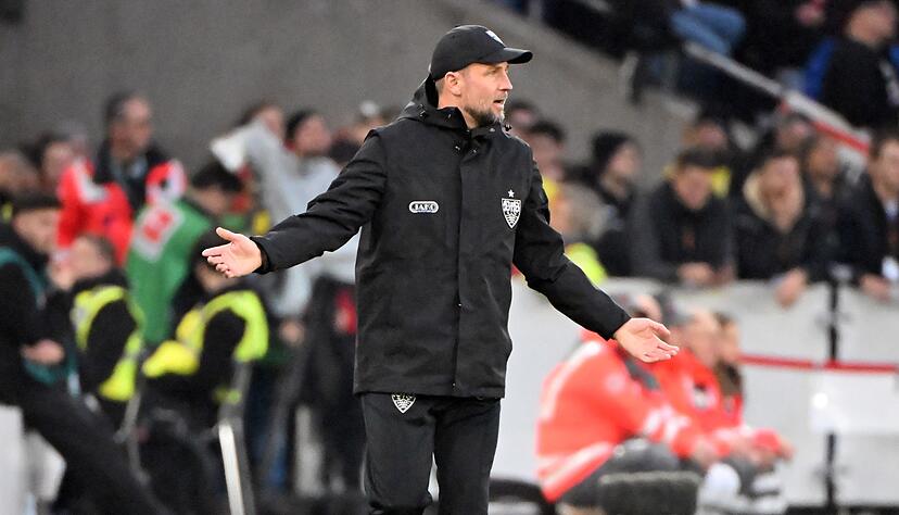 VfB-Coach Sebastian Hoene&szlig; hat in seiner Trainerlaufbahn noch nie gegen Leverkusen gewonnen.