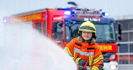 Sarah Hofmann ist eine unkomplizierte junge Frau, der es Spaß macht, aktiv zu sein: auch bei der Feuerwehr in Bad Rappenau.
Foto: Mario Berger