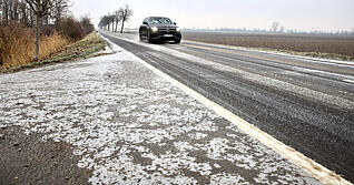 Achtung, Blitzeis-Gefahr in der Region Heilbronn und im Hohenlohekreis. Sonntagabend könnte Regen auf gefrorene Straßen treffen.