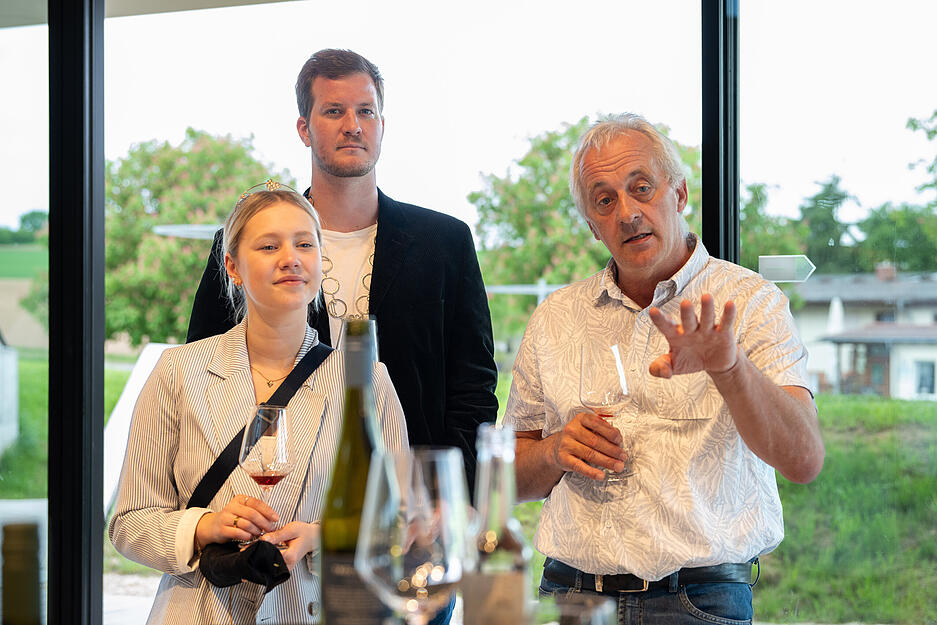 Sechs weink&ouml;nigliche Hoheiten sind dieser Tage in W&uuml;rttemberg auf Erkundungstour.