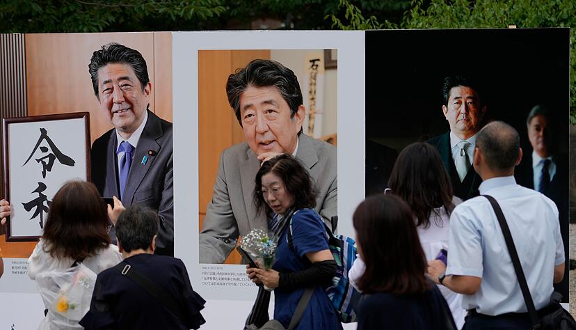 Abes gewaltsamer Tod in einem der sichersten L&auml;nder der Welt hatte im In- und Ausland Fassungslosigkeit ausgel&ouml;st. (Archivbild)