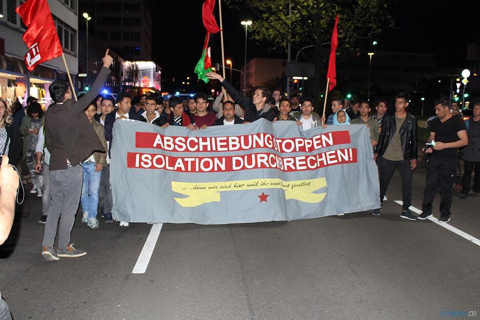 Flüchtlinge demonstrieren in Heilbronn
