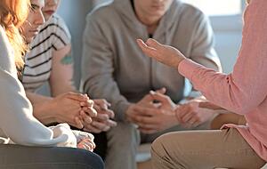 Die LSS setzt auf Prävention für junge Menschen, in Jugendgruppen oder Schule.
Foto: Photographee.eu /stock.adobe.com Die LSS setzt auf Prävention für junge Menschen, in Jugendgruppen oder Schule.
Foto: Photographee.eu /stock.adobe.com