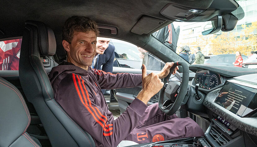 Thomas M&uuml;ller im Audi RS e-tron GT performance.