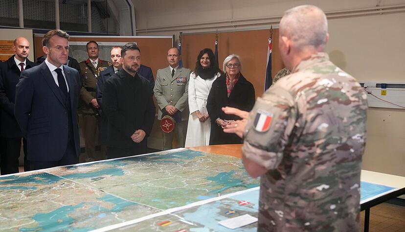 Frankreich will der Ukraine bei der Abwehr des russischen Angriffskriegs weiter beistehen.