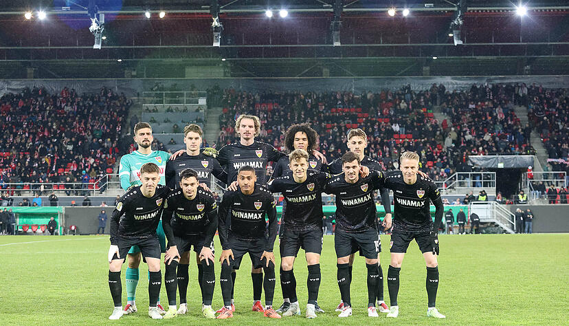 Im Achtelfinale des DFB-Pokals traf der VfB Stuttgart auswärts auf Jahn Regensburg.