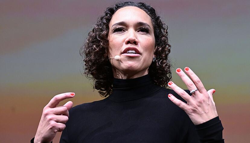 Nicole Büttner ist nicht davon ausgegangen, dass es die FDP nicht in den Landtag schafft. Ihre Aussage, dass sie sich eine Glatze rasiert, steht jetzt im Mittelpunkt. Nicole Büttner ist nicht davon ausgegangen, dass es die FDP nicht in den Landtag schafft. Ihre Aussage, dass sie sich eine Glatze rasiert, steht jetzt im Mittelpunkt.