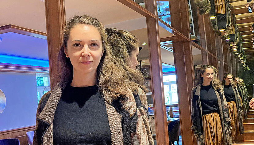 Was ist Realität? Was Fiktion? Die Grenzen verschwimmen in den Werken von Iris Wolff. Öhringen hat "Die Unschärfe der Welt" gelesen. Foto: Yvonne Tscherwitschke Was ist Realität? Was Fiktion? Die Grenzen verschwimmen in den Werken von Iris Wolff. Öhringen hat "Die Unschärfe der Welt" gelesen. Foto: Yvonne Tscherwitschke