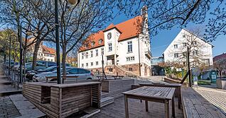 Der GVV "Raum Weinsberg" hat im Rathaus der Weibertreustadt seinen Sitz. Von hier aus werden die Aufgaben des Verwaltungsverbandes koordiniert.
Foto: Archiv/Berger Der GVV "Raum Weinsberg" hat im Rathaus der Weibertreustadt seinen Sitz. Von hier aus werden die Aufgaben des Verwaltungsverbandes koordiniert.
Foto: Archiv/Berger