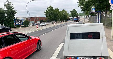 Die Trailer blitzen Temposünder und wechseln ihren Standort.
Foto: Archiv/Klug
