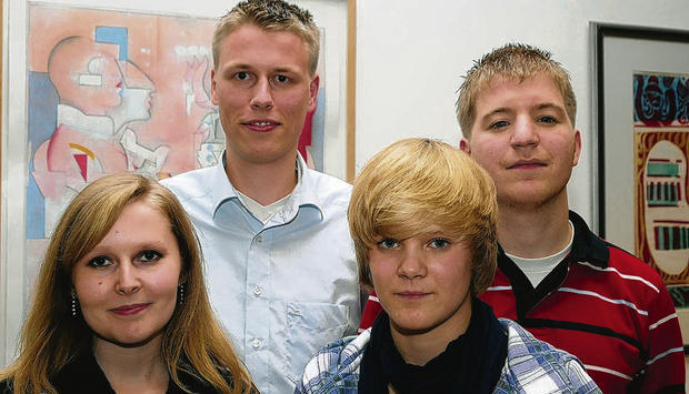 Sie sind die neue Spitze der Jusos: Katharina Orlet, Markus Herrera Torrez, Diotima Berc und Andreas Lanio (von links, Tobias Braun fehlt).
Fot