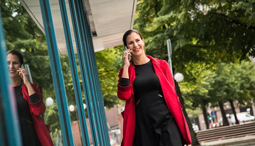 Wenn Sie eine Zeit lang im Ausland gearbeitet haben, sollten Sie dies unbedingt der Rentenversicherung mitteilen. Wenn Sie eine Zeit lang im Ausland gearbeitet haben, sollten Sie dies unbedingt der Rentenversicherung mitteilen.
