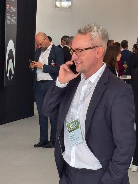 VfB-Chef Alexander Wehrle ist begeistert vom Ipai. Als Partner des KI-Parks ist er der Meinung, dass die Verankerung dieses Standorts und dieses Themas in der Region wichtig sei: „Von Heilbronn in die Welt.“