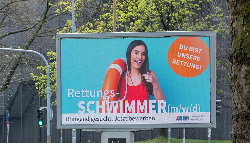 Die Stadtwerke Heilbronn suchen dringend Mitarbeiter. Zum einen ist die Personaldecke nach Corona dünn geworden, außerdem fehlt es wie überall an Nachwuchs.