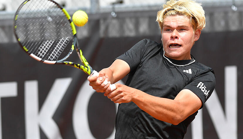 Zarte 17: Diego Dedura hat sein Auftakt-Match gegen Henri Squire mit 7:5, 7:5 gewonnen. „Ich war ein bisschen nervös“, sagte der Berliner.