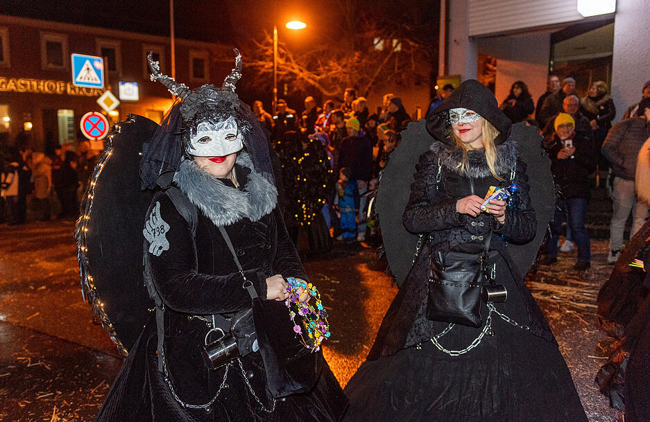 Nachtumzug der M&uuml;hlenhexen in Auenstein