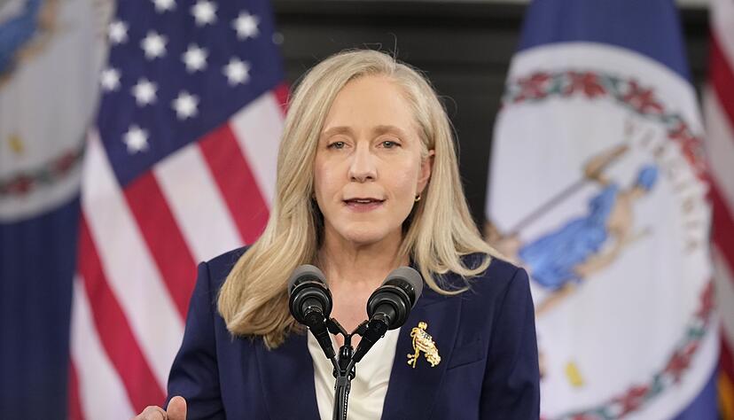 Sie reagierte f&uuml;r die Demokraten auf Trumps Rede - die Gouverneurin des US-Bundesstaats Virginia, Abigail Spanberger.