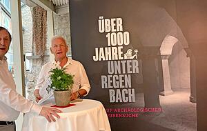 Museumsleiter Armin Panter und Stiftungsgründer Christian Neuber haben eine anspruchsvolle Schau auf die Beine gestellt. Am Freitagabend war Eröffnung. Museumsleiter Armin Panter und Stiftungsgründer Christian Neuber haben eine anspruchsvolle Schau auf die Beine gestellt. Am Freitagabend war Eröffnung.