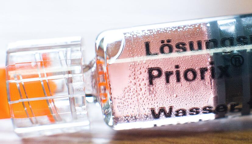 Masern sind hoch ansteckend und können zu ernsthaften Komplikationen führen. Zwei Impfungen im Kindesalter bieten lebenslangen Schutz. Masern sind hoch ansteckend und können zu ernsthaften Komplikationen führen. Zwei Impfungen im Kindesalter bieten lebenslangen Schutz.