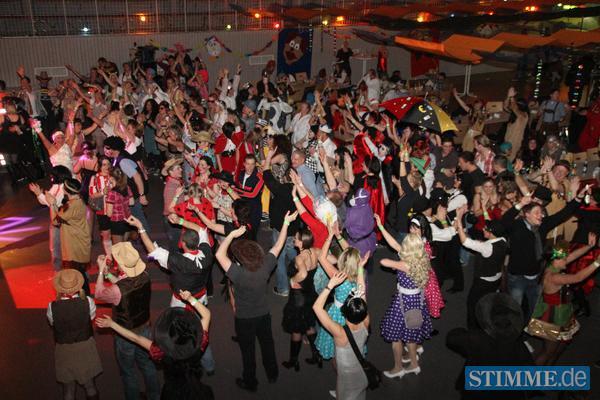 Waldenburg, Mehrzweckhalle beim Franz-Gehweiler-Haus, Waldenburger Fasching 2012 - www.wabu-fasching.de - Fasching Waldenburg Waldenburg, Mehrzweckhalle beim Franz-Gehweiler-Haus, Waldenburger Fasching 2012 - www.wabu-fasching.de - Fasching Waldenburg
