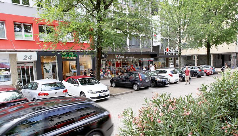 Die Parkplätze in der Lohtorstraße fallen weg. Foto: Seidel