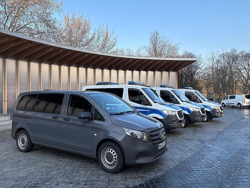Die Polizei sichert den Bereich deshalb ab.
