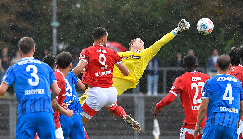 Im Heilbronner Frankenstadion traf am Freitagnachmittag der 1. FC Heidenheim auf den 1. FC Kaiserslautern in einem Freundschaftsspiel.