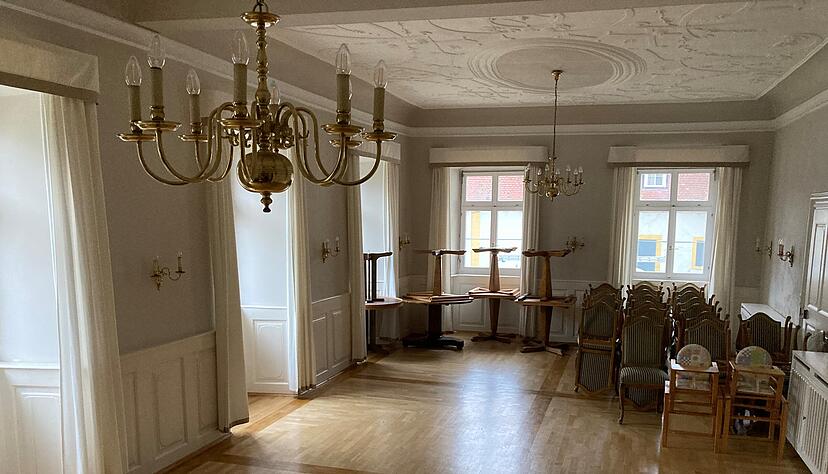 Früher war dies der Frühstücksraum im Hotel, jetzt soll Gewerbe hinein.