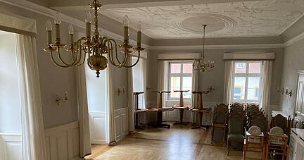 Früher war dies der Frühstücksraum im Hotel, jetzt soll Gewerbe hinein.