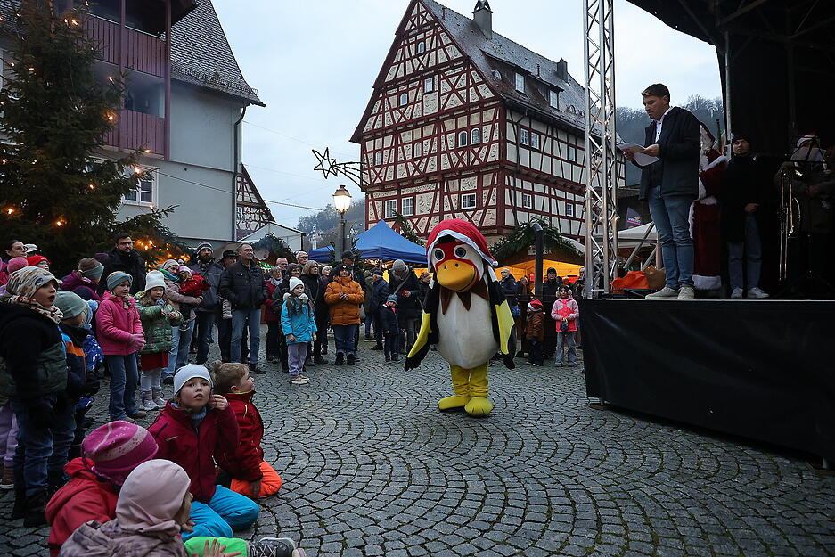 Im nächsten Jahr soll der Markt wieder am traditionellen Standort in der Kelter stattfinden, erklärte Niedernhalls Bürgermeister Achim Beck. Im nächsten Jahr soll der Markt wieder am traditionellen Standort in der Kelter stattfinden, erklärte Niedernhalls Bürgermeister Achim Beck.