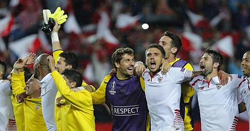 Der FC Sevilla kann zum dritten Mal in Serie den Europa-League-Pokal gewinnen. Foto: Jose Manuel Vidal