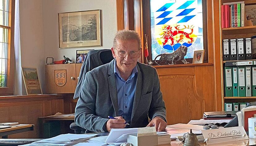Kurzfristig entschuldigt: Bürgermeister Eberhard Birk bleibt Sitzung des Gemeinderats fern.