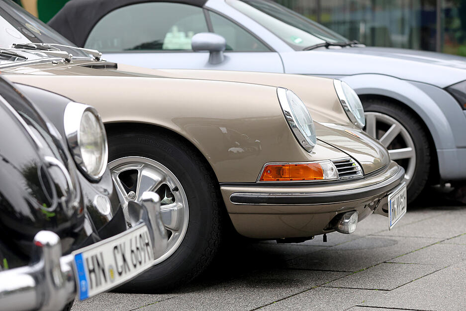 Oldtimer bei Benefiz-Rallye des Rotary Clubs Heilbronn-Unterland.