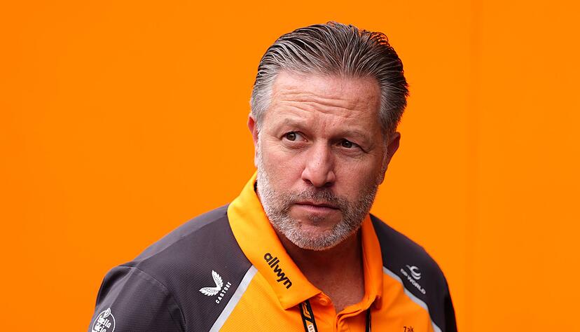 Auch beim McLaren-Boss Zak Brown werden die Sorgenfalten größer.