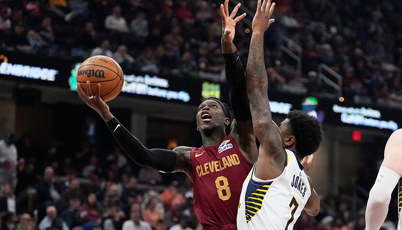 Dennis Schr&ouml;der (l.) kam f&uuml;r Cleveland auf sechs Punkte.