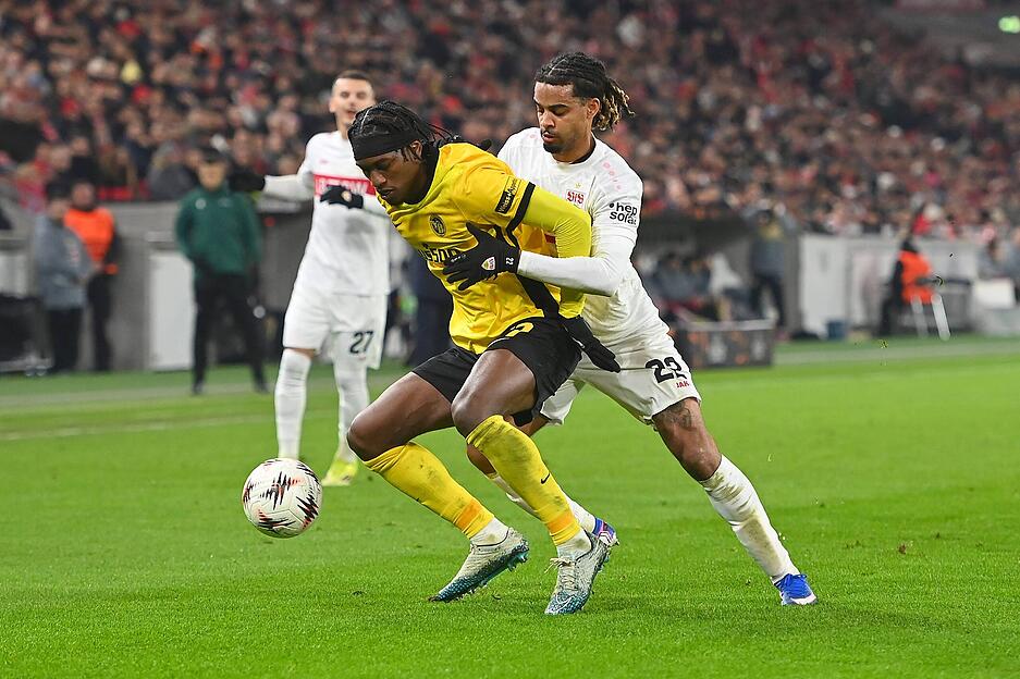 Lorenz Assignon: Guter Lauf und Flanke auf Undav vor dem 1:0. Im Zweikampf bei der Großchance der Berner in Minute 69 nur mitgelaufen. Einige Ballverluste, in der Defensive öfters zögerlich. Note: 5 Lorenz Assignon: Guter Lauf und Flanke auf Undav vor dem 1:0. Im Zweikampf bei der Großchance der Berner in Minute 69 nur mitgelaufen. Einige Ballverluste, in der Defensive öfters zögerlich. Note: 5