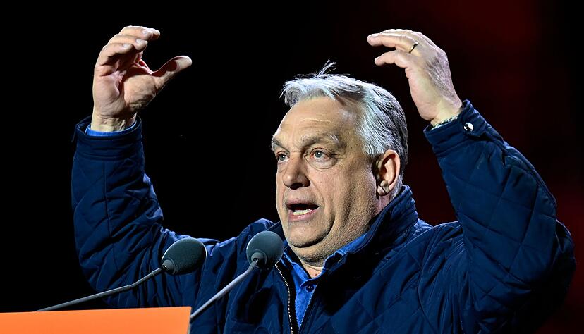 Regierungschef Orban will nach 16 Jahren weiter an der Macht bleiben.