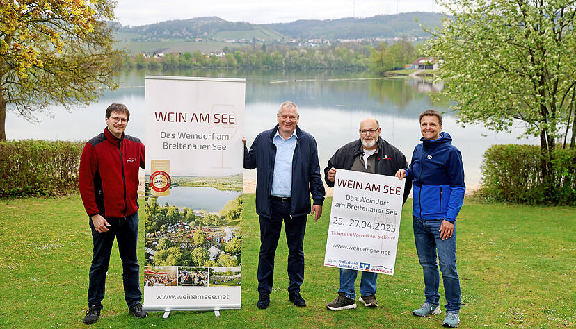 Das Orga-Team ist voller Vorfreude auf die fünfte Auflage von Wein am See: (von links) Wolfram Stegmaier, Rainer Weber, Michael Wieland und Dirk Mosthaf. Das Orga-Team ist voller Vorfreude auf die fünfte Auflage von Wein am See: (von links) Wolfram Stegmaier, Rainer Weber, Michael Wieland und Dirk Mosthaf.