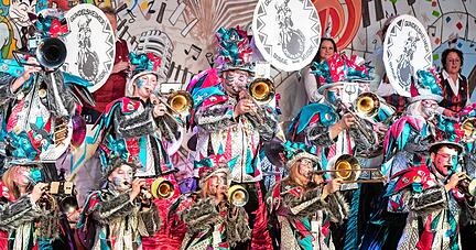 Optisches Vorbild für Just Dance: Tag der Toten in Mexiko.
l Optisches Vorbild für Just Dance: Tag der Toten in Mexiko.
l