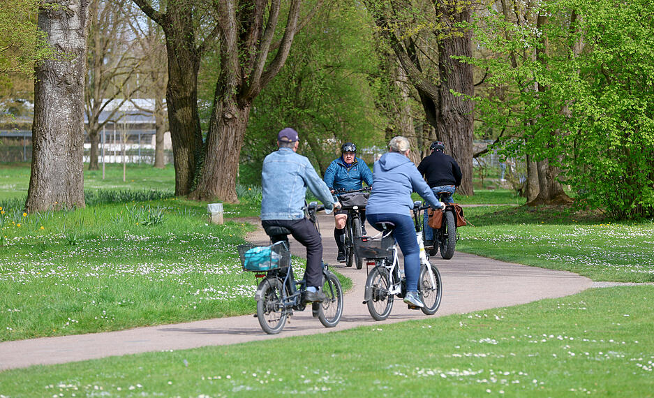 Mit dem Rad sind am Ostermontag in Heilbronn so einige unterwegs.