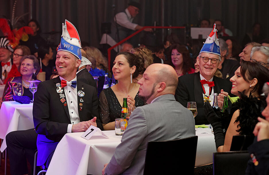 Fasching 2024: Die schönsten Bilder der Prunksitzung in Bad Wimpfen