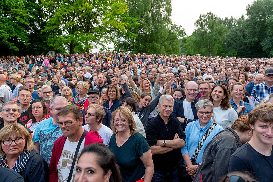 Geschätzte 9000 Fans sollen am Samstag zum ausverkauften Sting-Konzert kommen.