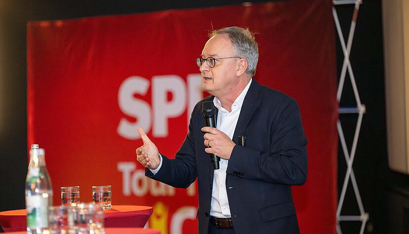 Spitzenkandidat Andreas Stoch (58) auf Wahlkampftour im Heilbronner Arthaus Kino: „Probleme lösen sich nicht von allein.“ Spitzenkandidat Andreas Stoch (58) auf Wahlkampftour im Heilbronner Arthaus Kino: „Probleme lösen sich nicht von allein.“