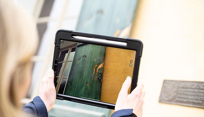 Eine sorgf&auml;ltige Dokumentation der Sch&auml;den und Reparaturen ist f&uuml;r den steuerlichen Abzug unerl&auml;sslich: Rechnungen, Fotos und Zahlungsbelege sichern den Nachweis.