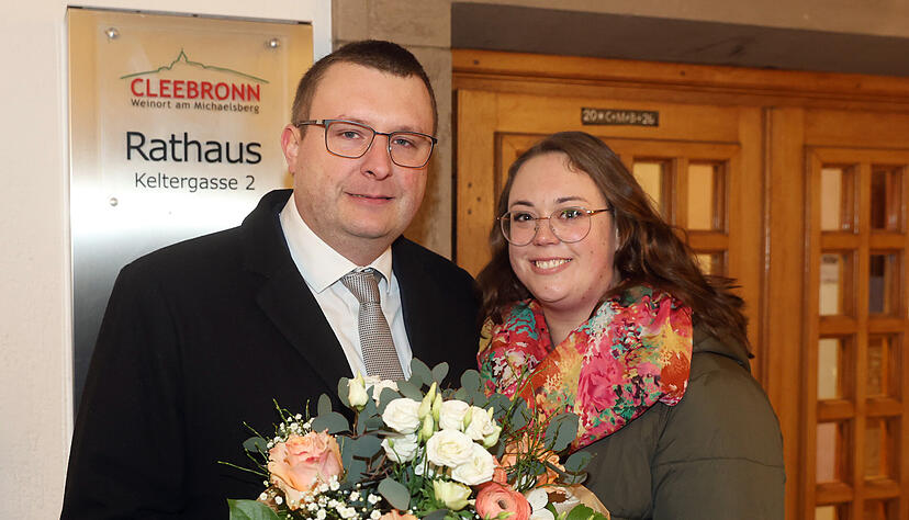 Timo Wenzel (v.l.) mit seiner Frau, Katharina Wenzel. Timo Wenzel (v.l.) mit seiner Frau, Katharina Wenzel.