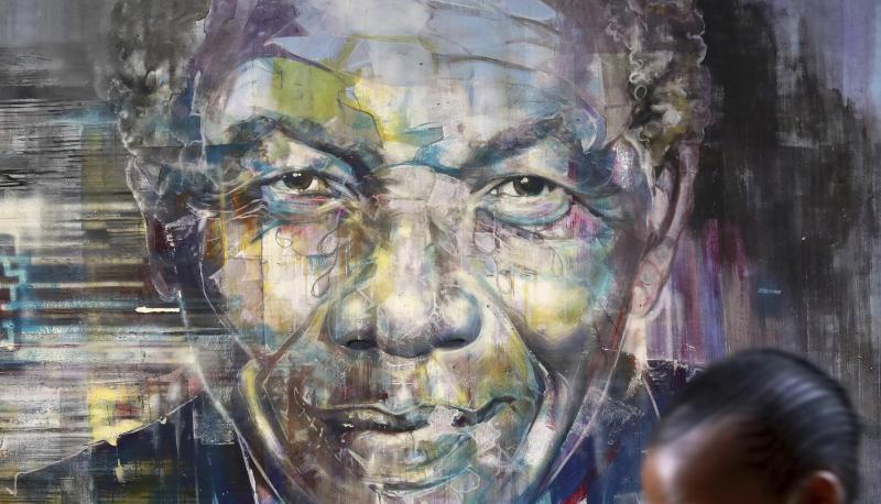 International wird am Geburtstag des verstorbenen Mandela der Nelson-Mandela-Tag gefeiert.