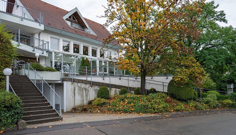 Der Pflegebetrieb in der Senioren-Wohnanlage Haus Ahorn endet im M&auml;rz 2025. Eine Immobilienfirma hat Interesse an dem Objekt.