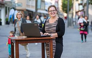 Luise Schadt, Referentin f&uuml;r &Ouml;ffentlichkeitsarbeit, Dekanat Heilbronn-Neckarsulm. Foto: Mario Berger