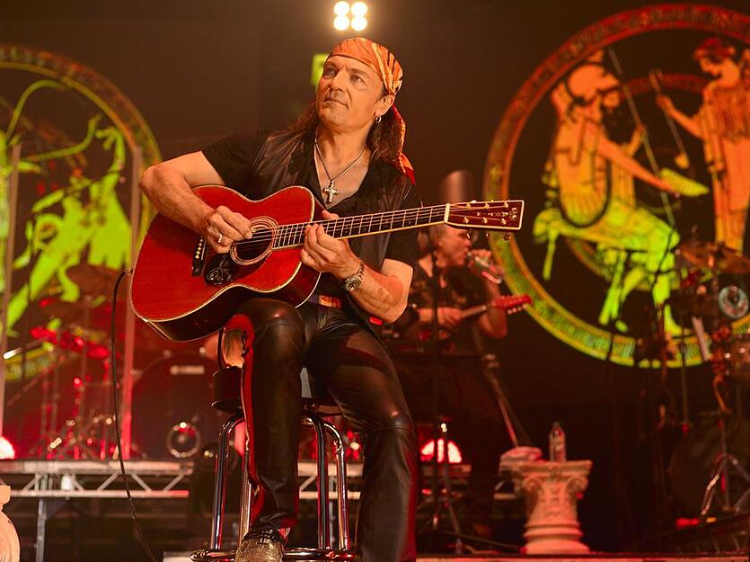 Scorpions unplugged in der Hanns-Martin-Schleyer-Halle